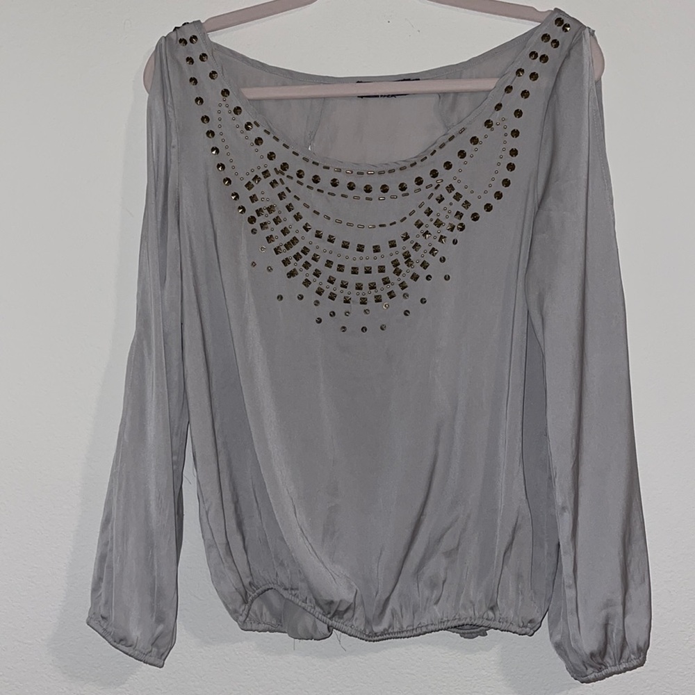 Gorgeous silver/grey top size S great condition!